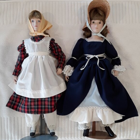 15" Vintage Bisque Dress-Up Sister Dolls with stands - Picture 2 of 13